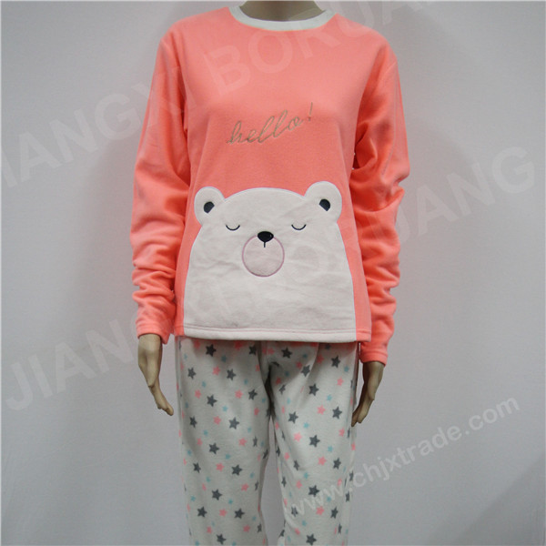 WOMENS 100%POLYESTER POLAR FLEECE PAJAMA SET WITH PATCH EMBROIDERY