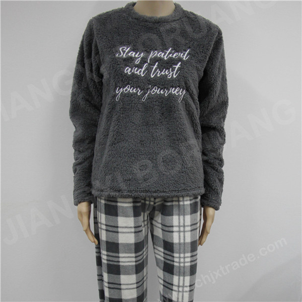 WOMENS LONG HARI FLEECE TOP AND POLAR FLEECE PANT PAJAMA SET WITH EMBROIDERY