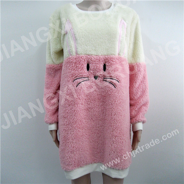 WOMENS POLYESTER SHERPA NIGHTDRESS WITH EMBROIDERY